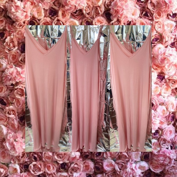 Petals Maxi Dress - Picture 4 of 4